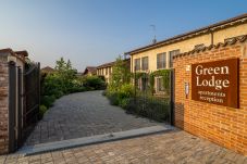 Appartamento a Cressa - Green Lodge - Apartment 1 - 1 BR, 1 BATH